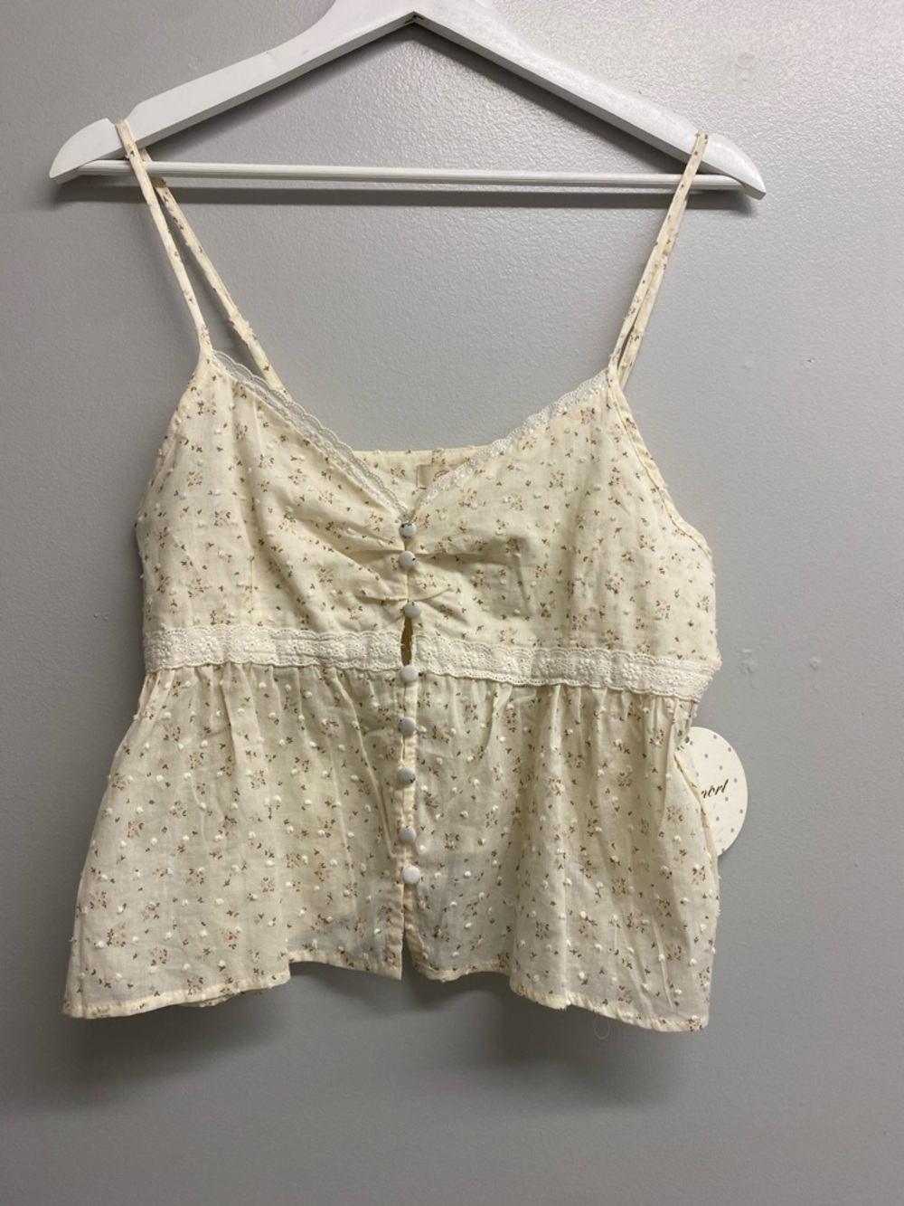 Passport Cream Floral Lace-Trim Button-Front Cami